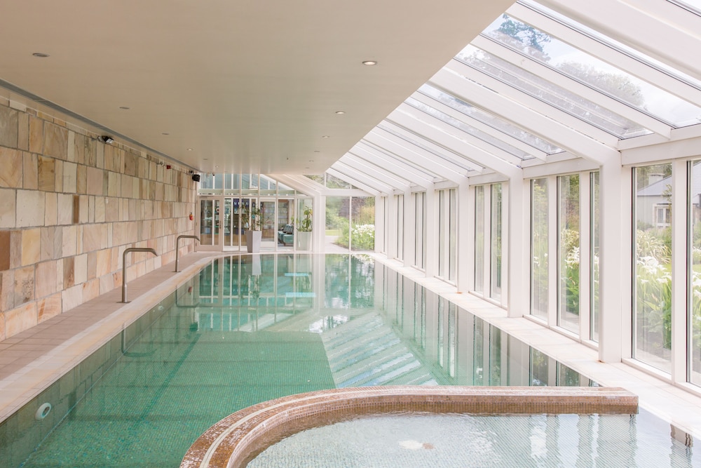 Lough Eske Castle 29/77