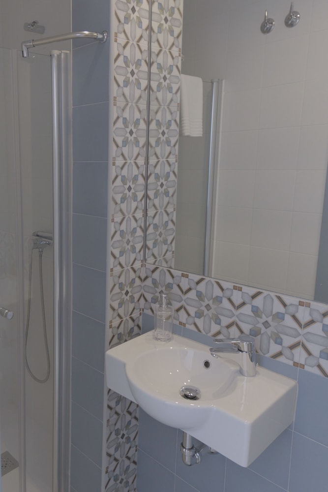 Hostal Gravina 34/50