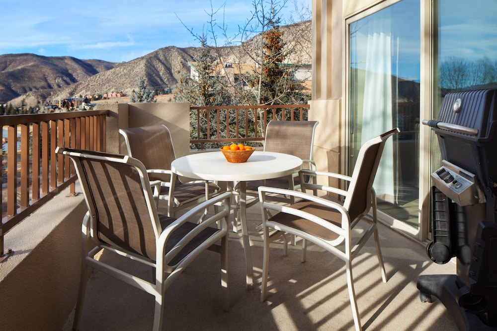 Sheraton Lakeside Terrace Villas at Mountain Vista Avon Vail Valley 17/18