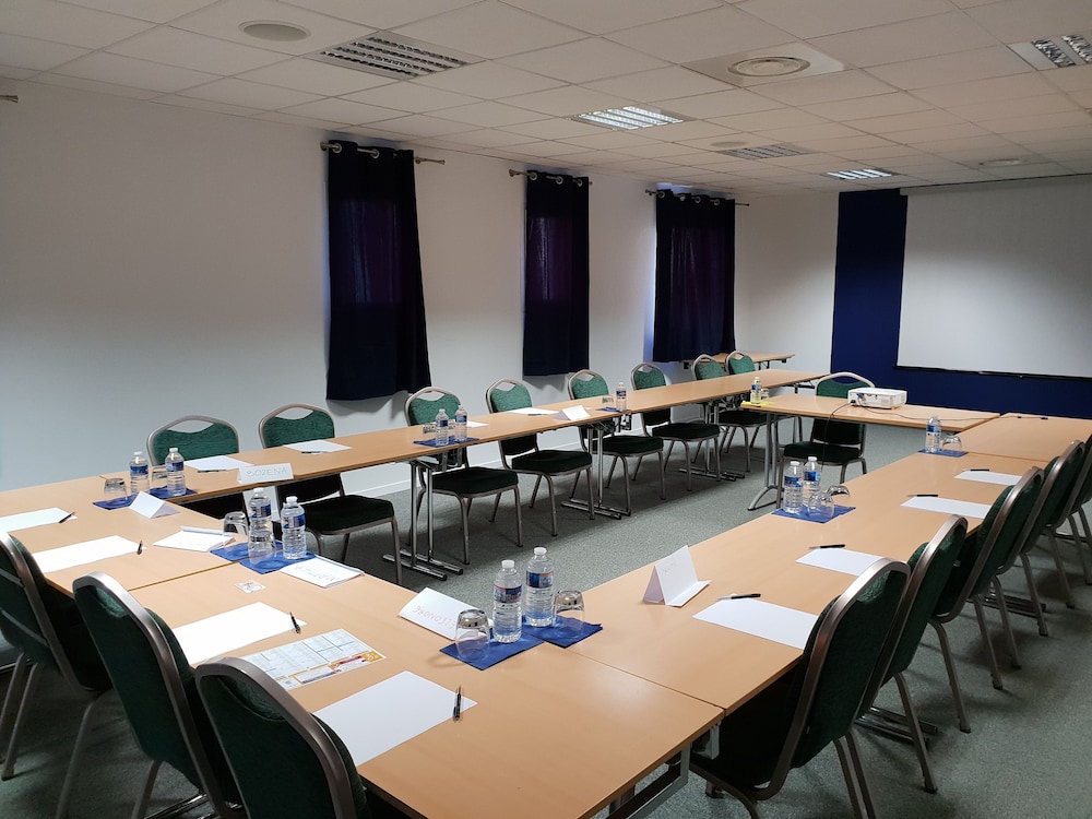Ibis Styles Marseille Plan De Campagne 59/70