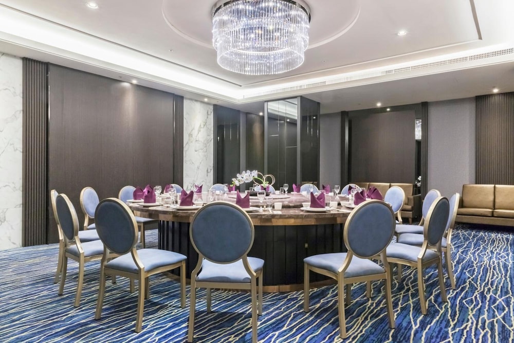 Saint Art Hotel 24/30