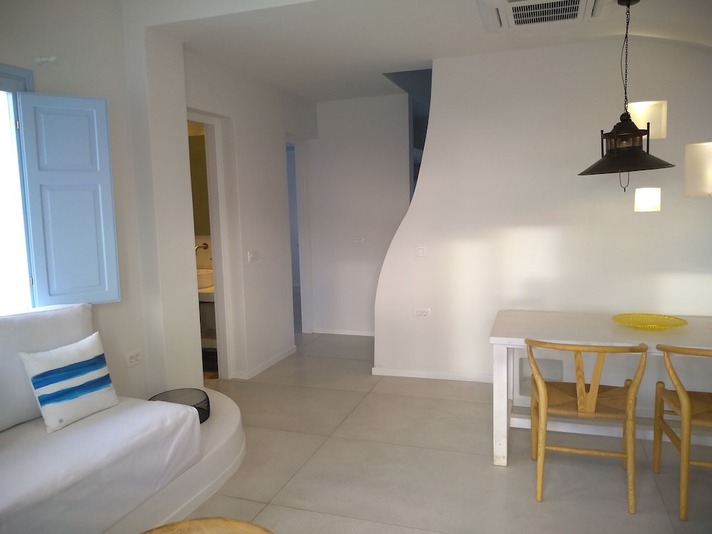 Sol Mate Suites 5/27