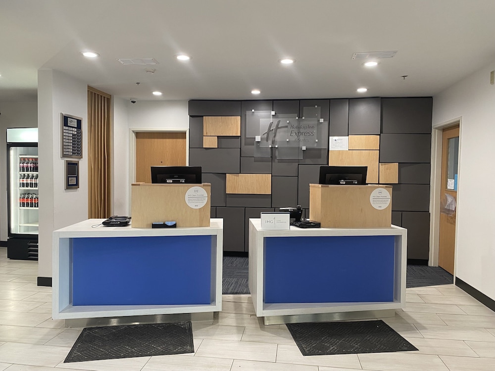 Holiday Inn Express Hotel Suites Logansport 5/70