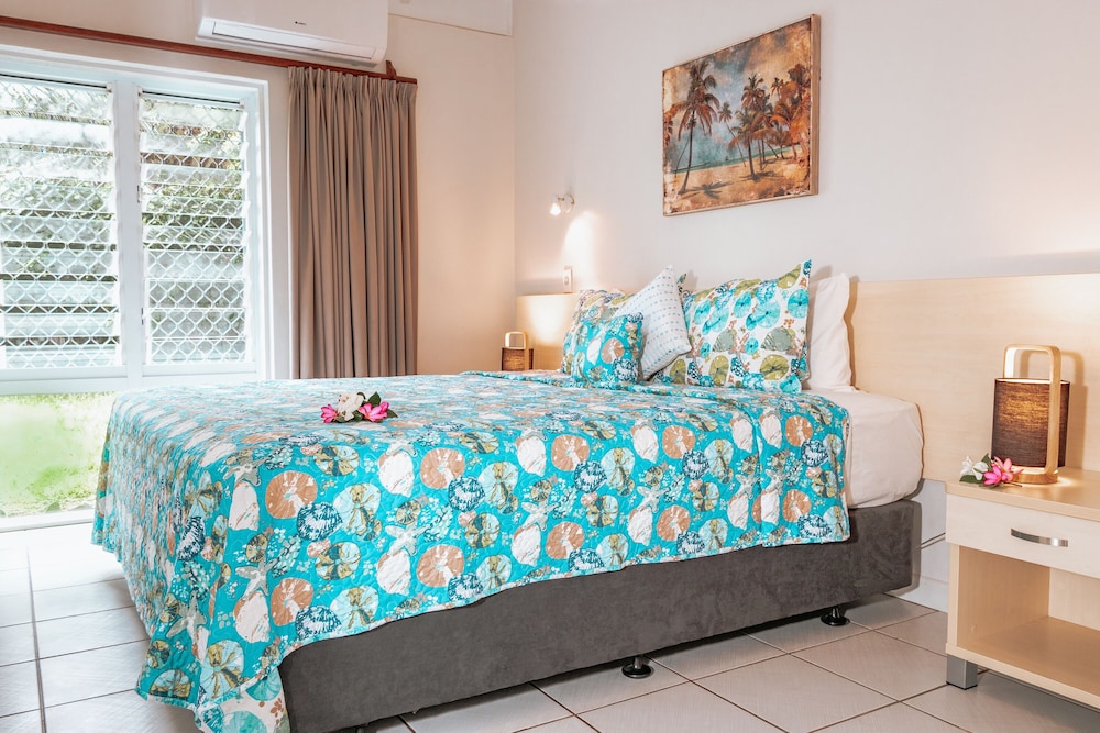 Lagoon Breeze Villas Formerly Lagoon Lodges 19/75