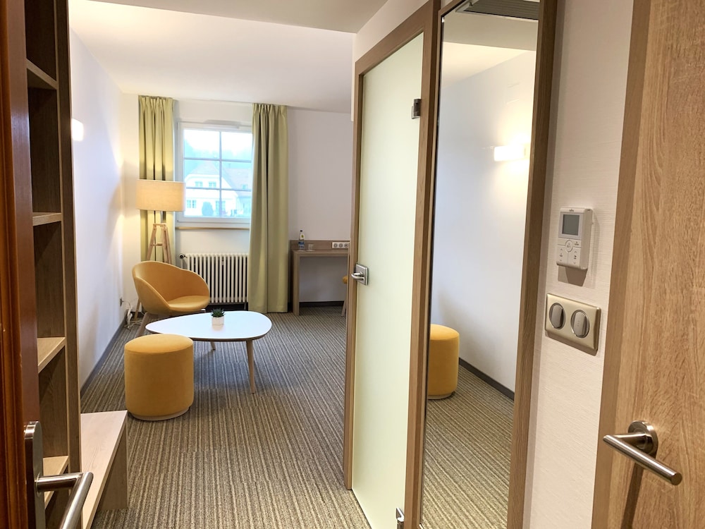 HOTEL AU BOEUF 49/49