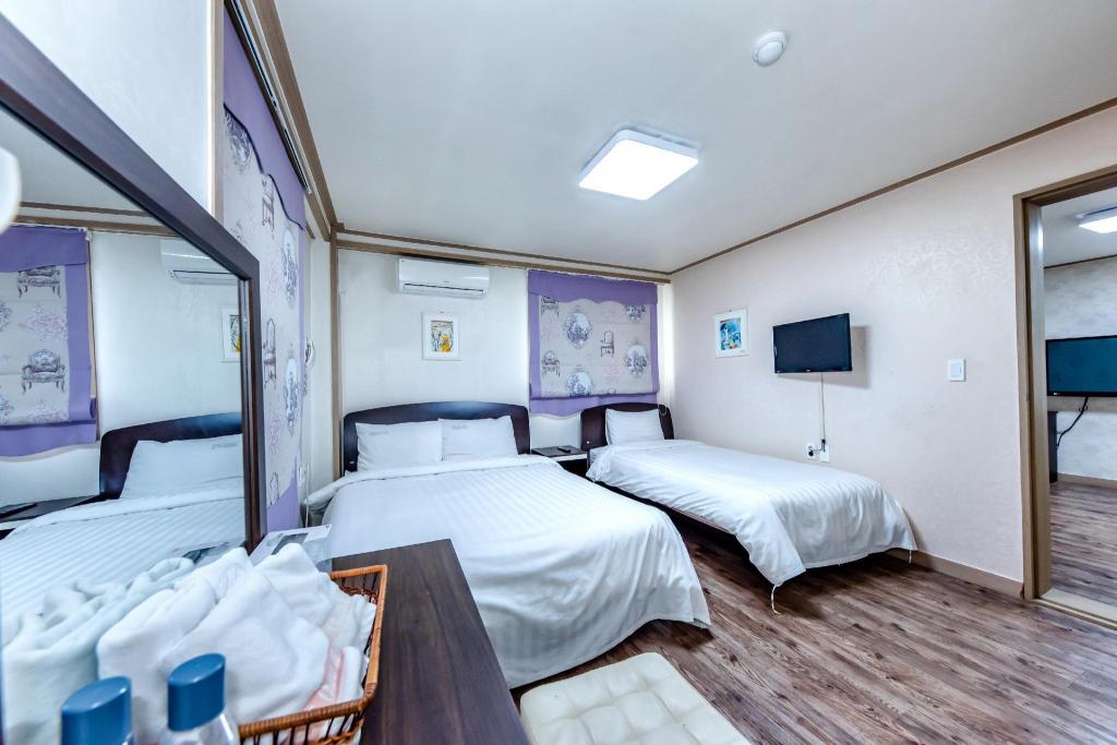 Tamragio Hotel 10/100