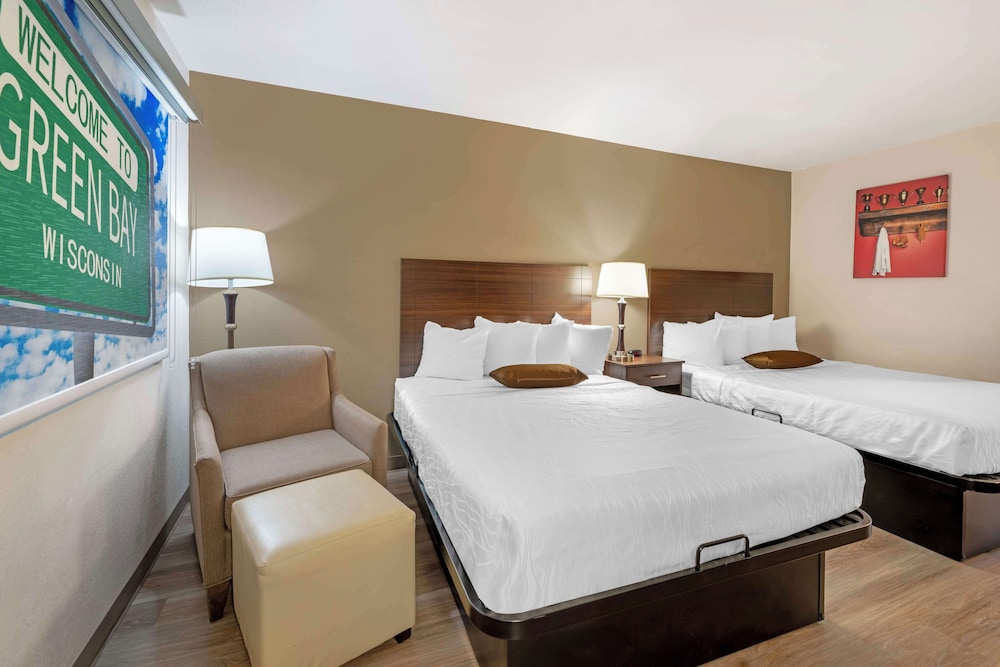 غرفة قياسية بسريرين مزدوجين، Best Western Green Bay Inn Conference Center 3/8