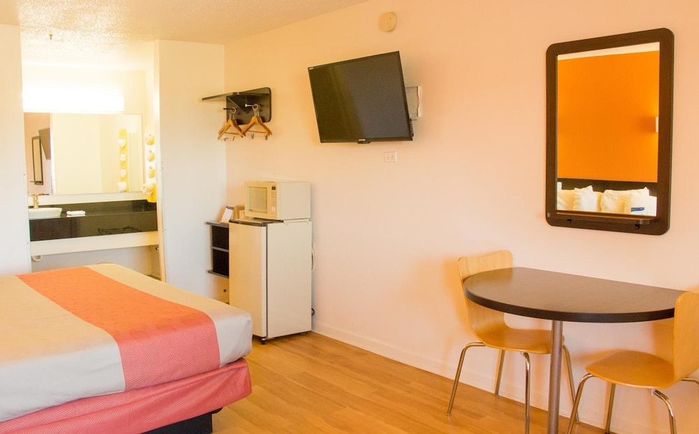 Motel6 Cookeville, TN 27/54