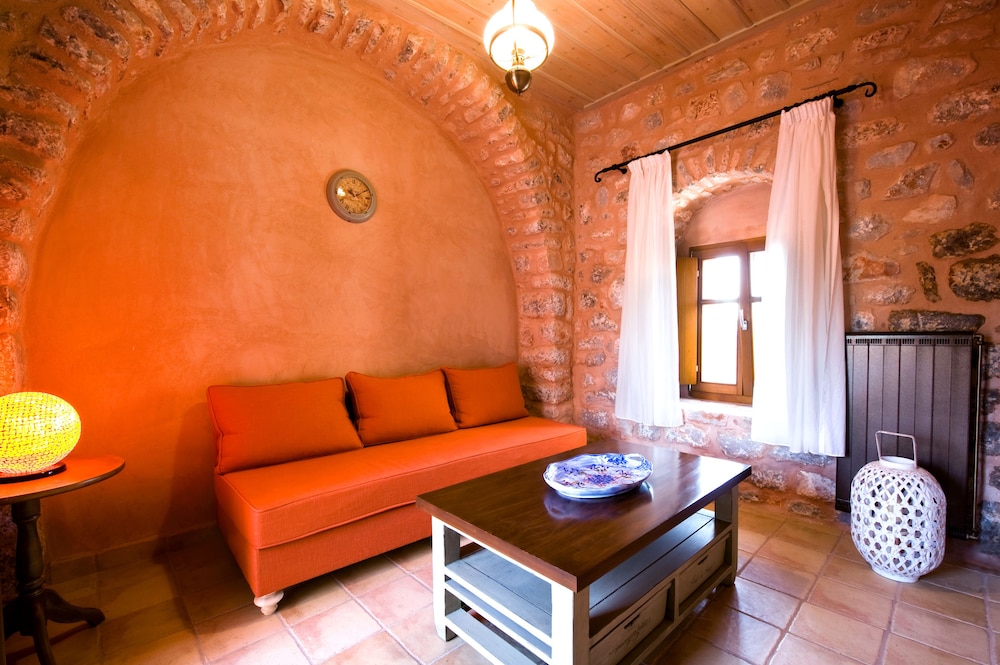 Arapakis Historic Castle 29/50
