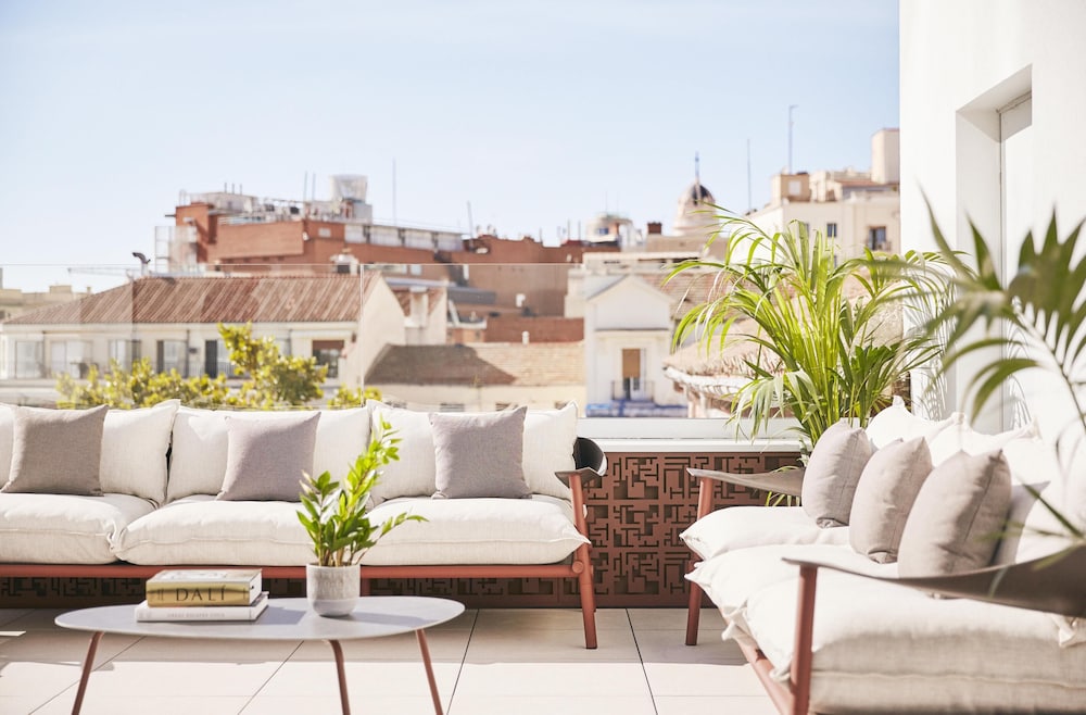 Hyatt Thompson Madrid 30/50