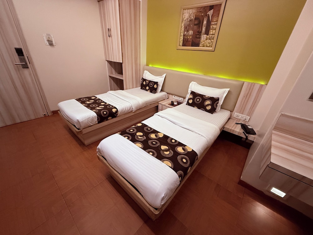 Hotel Alka Residency 17/50