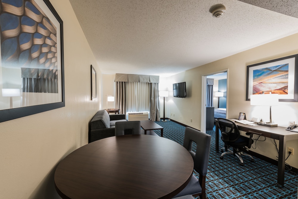 Wingate by Wyndham Schaumburg / Convention Center 58/72