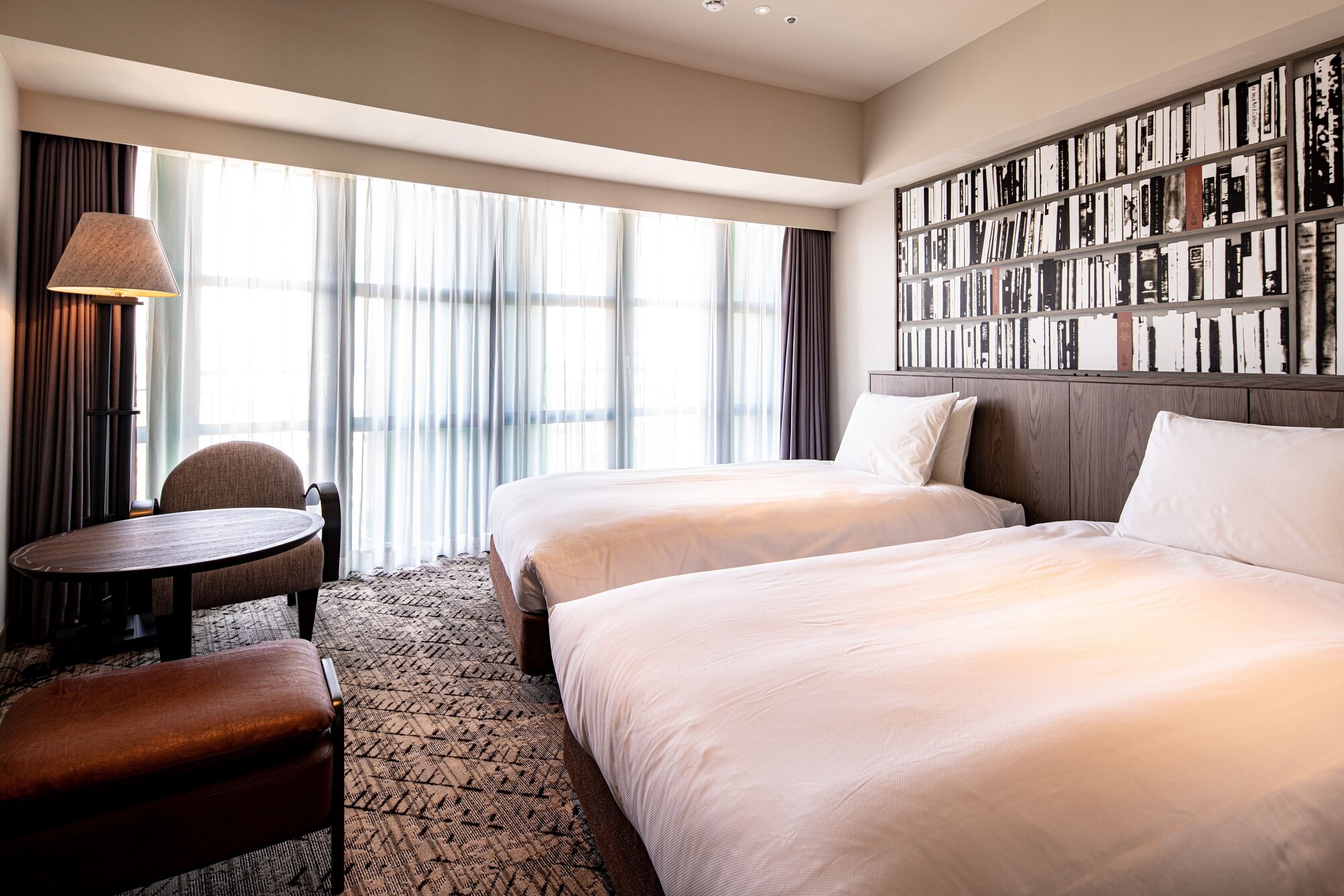 CHAPTER 2, MODERATE, SINGLE, TWIN BEDS