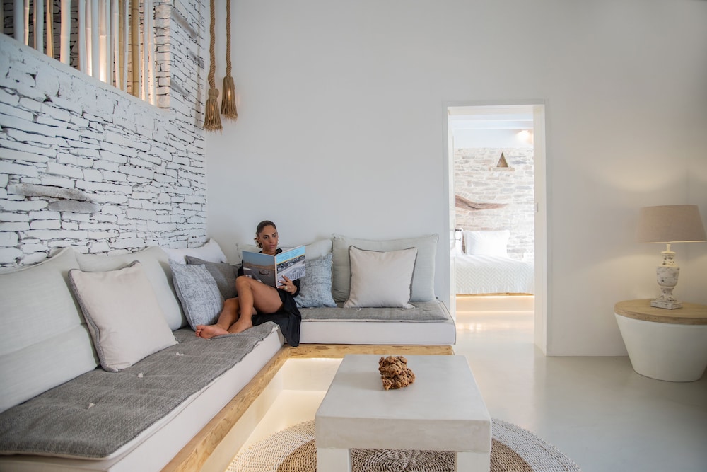 Levantes Ios Boutique Hotel 49/74