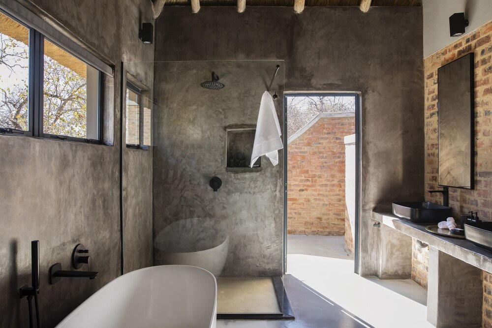 NAKO Safari Lodge 40/40