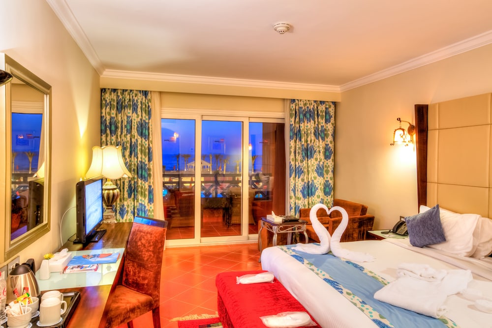 Porto Matrouh Beach Resort 41/66