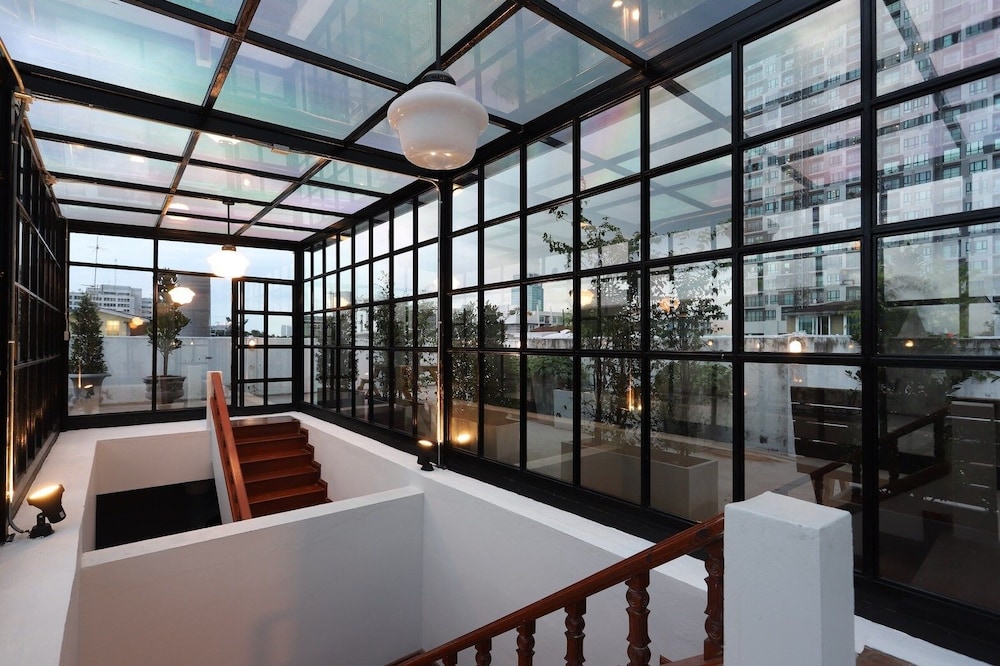 Bangkok Voyage Boutique 39/47