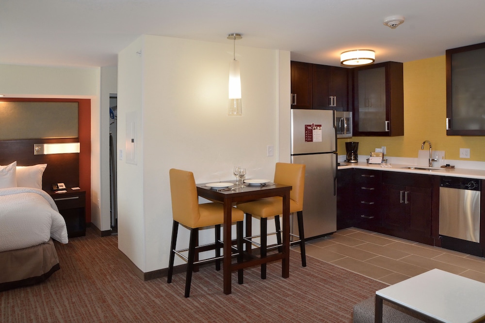 Residence Inn By Marriott Akron Fairlawn 22/28
