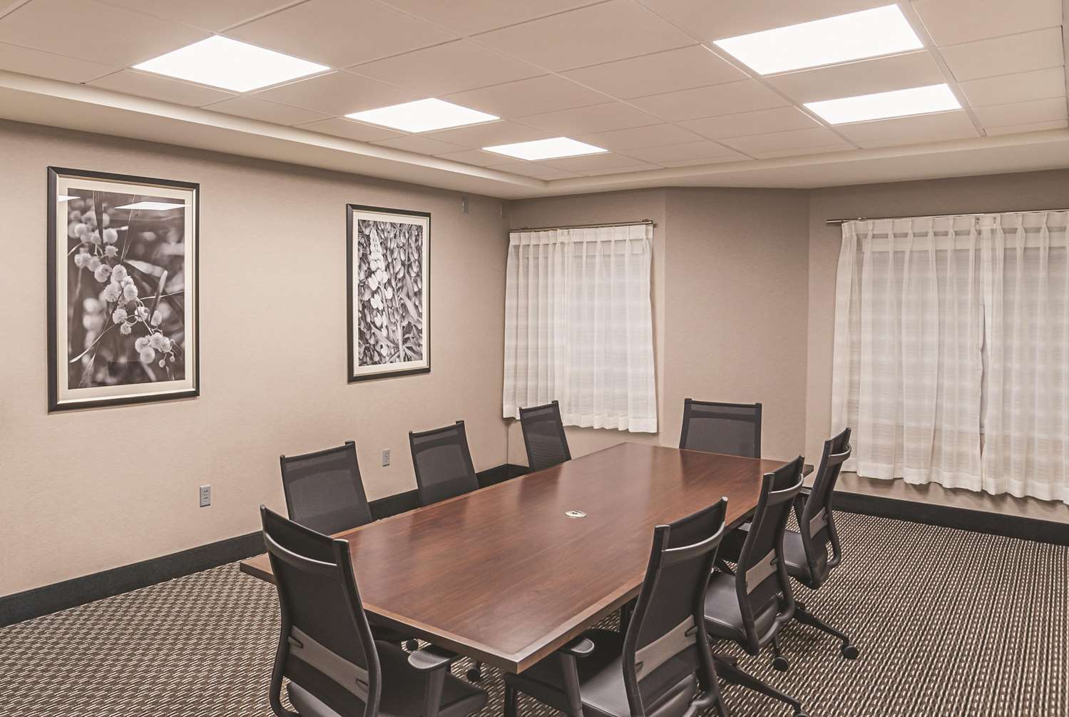 La Quinta Inn & Suites by Wyndham Flagstaff 39/51