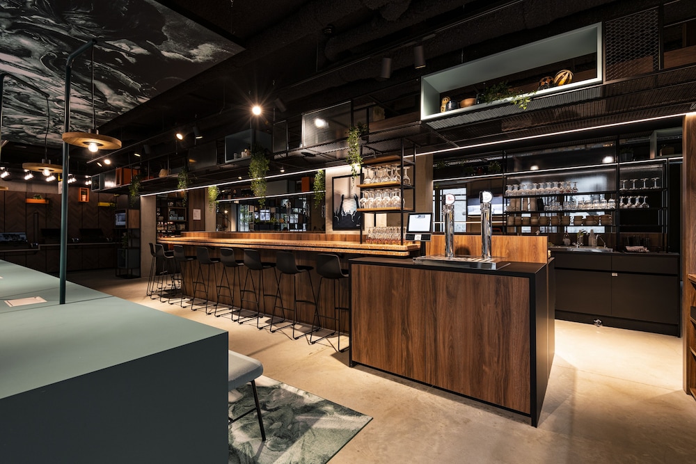 A-STAY Antwerp 5/50