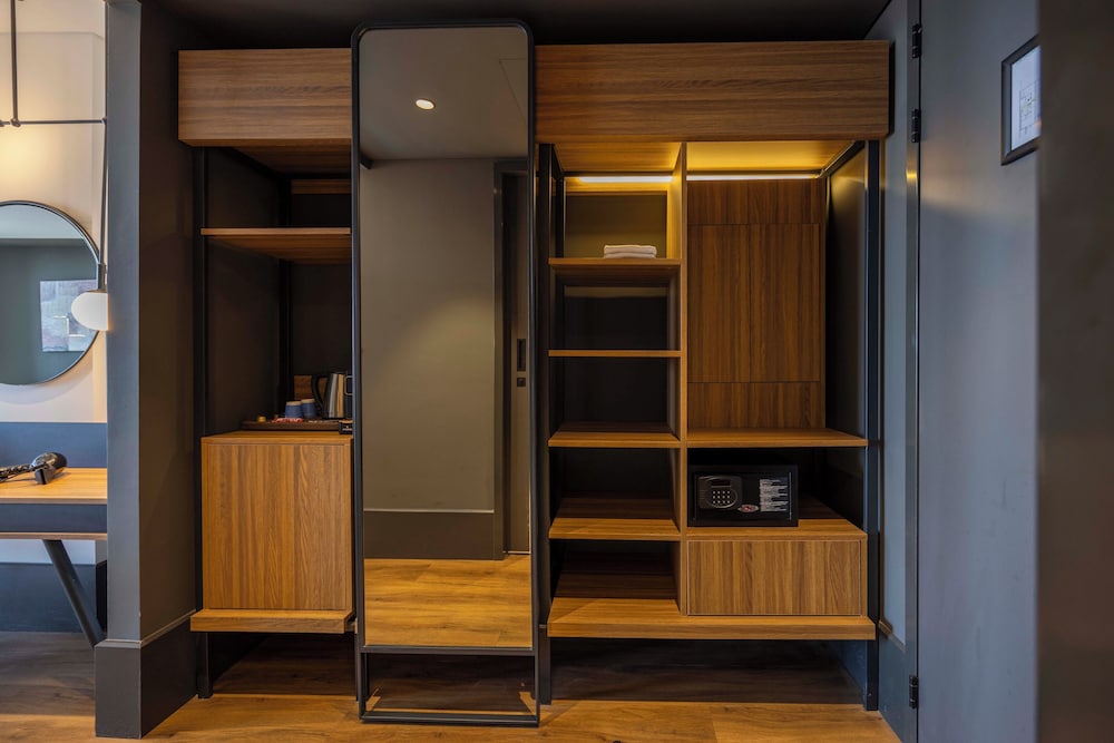 NEO KVL Hotel by TASIGO 24/50
