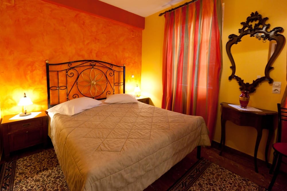 Pension Eleni 10/35