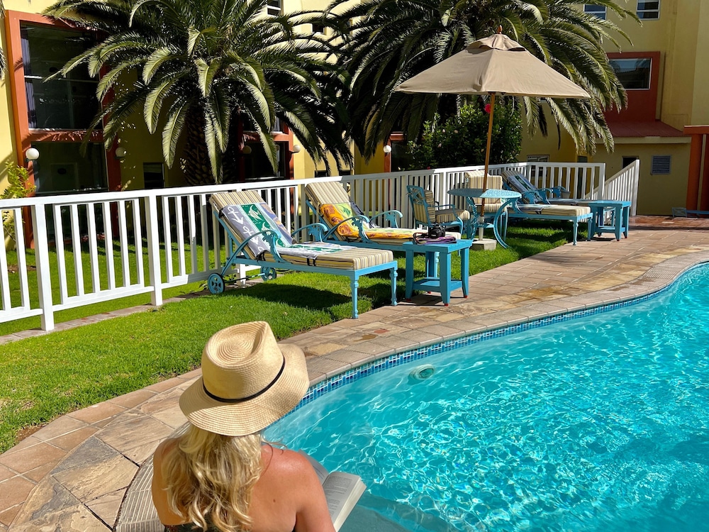 Luderitz Nest Hotel 40/50