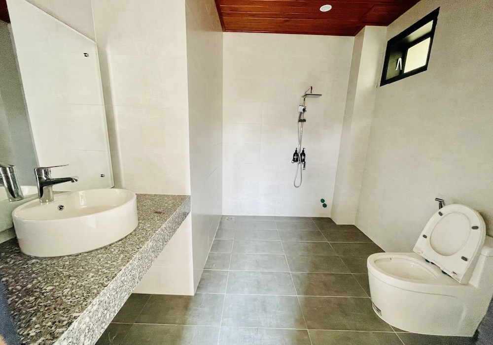 Windbell Villa 72/74