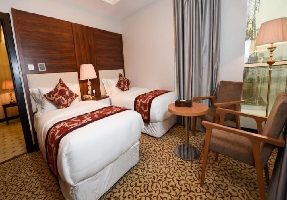 فندق جراند بارك(Verta Hotel Jeddah) 25/50