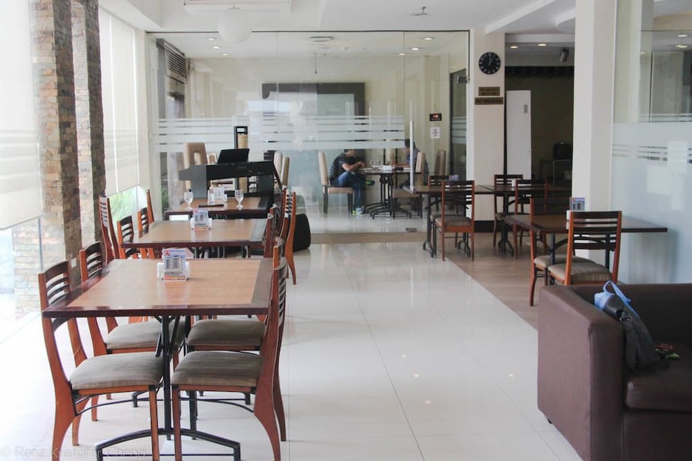 O Hotel 27/39