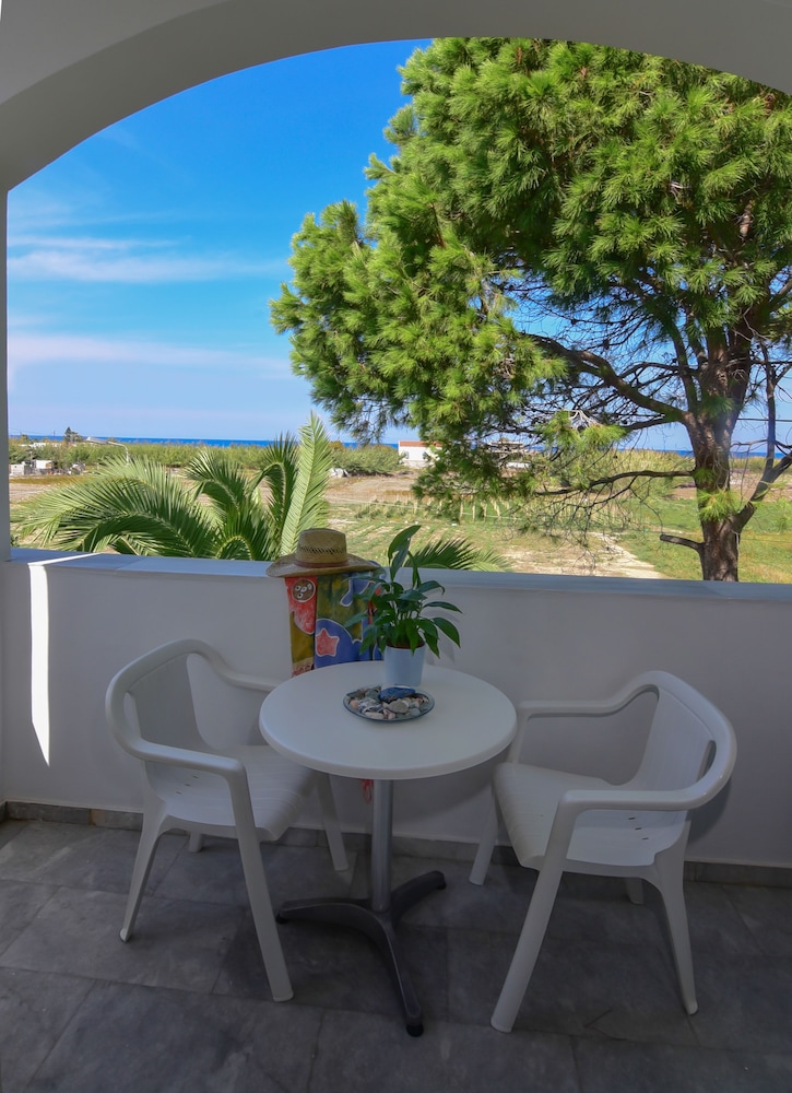Mantenia Hotel 27/50