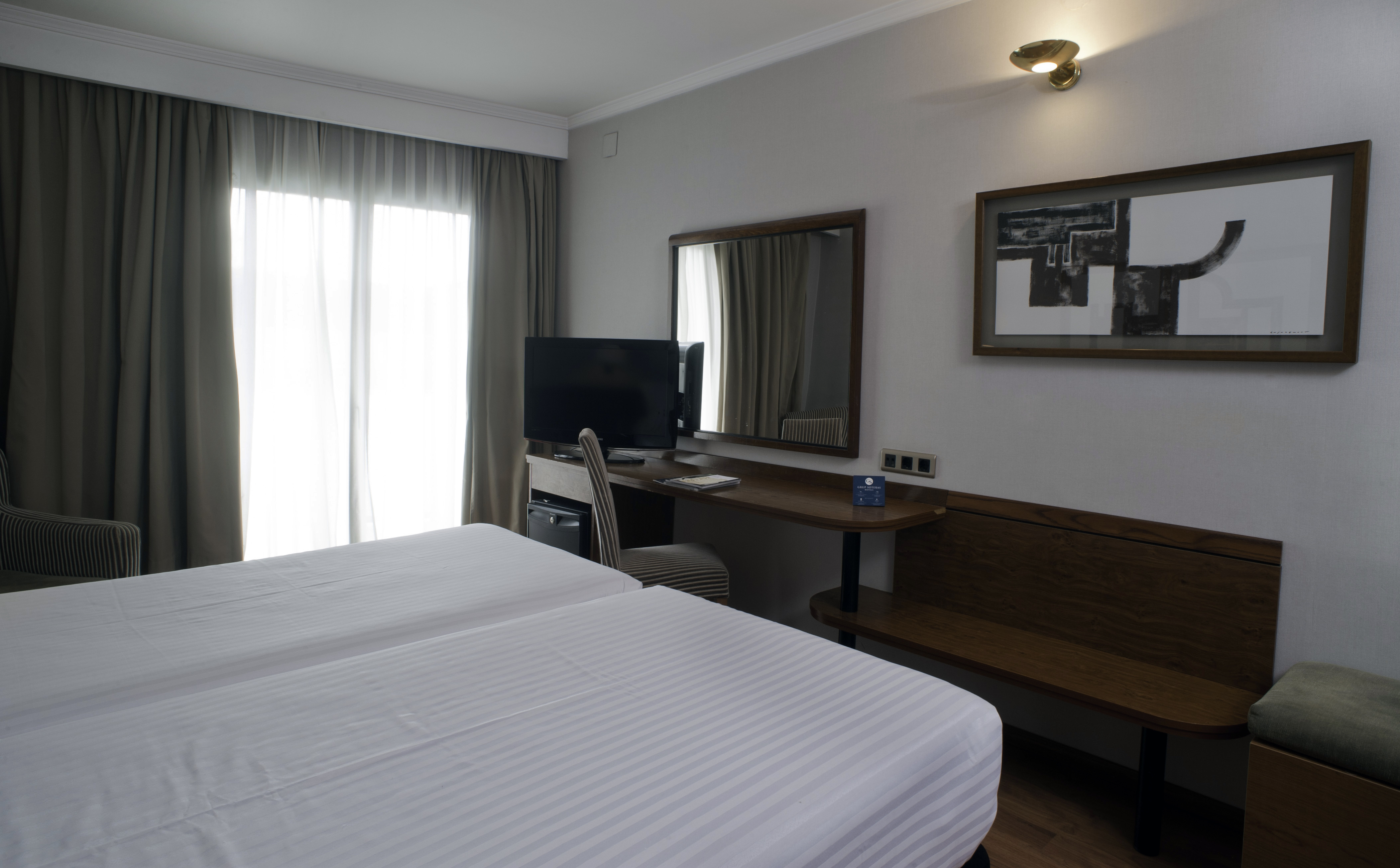 Room, Single, Double Bed