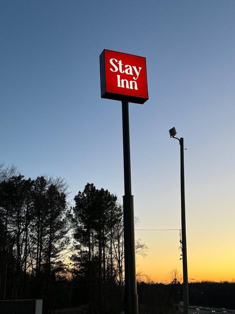 Super 8 by Wyndham Kannapolis 31/33