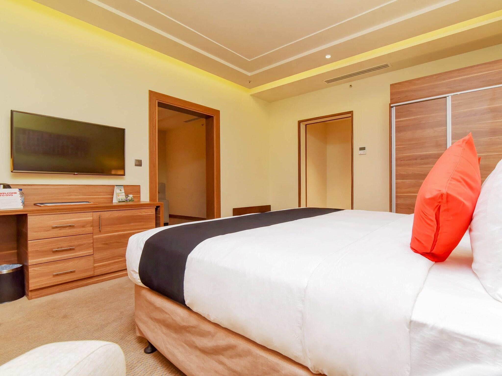 Executive Twin Bed Room CM