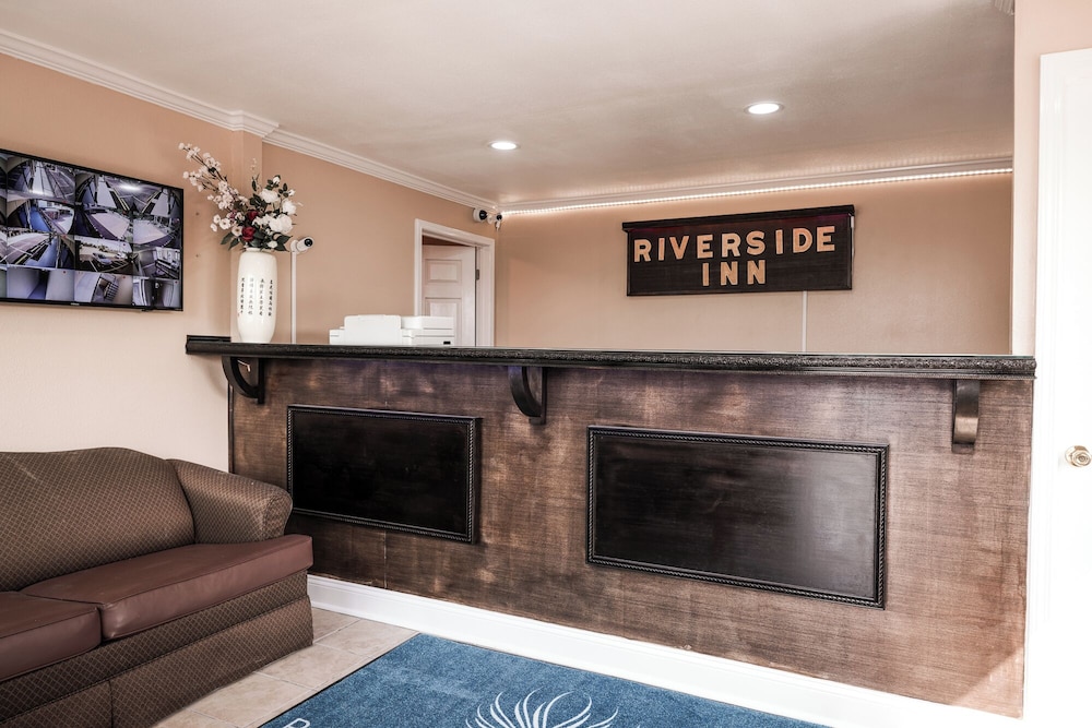 Riverside Inn & Suites by OYO Danville Ceaser Casino 16/68
