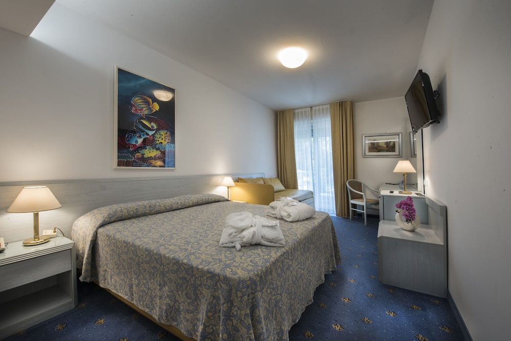 HOTEL MERIDIANUS 19/50