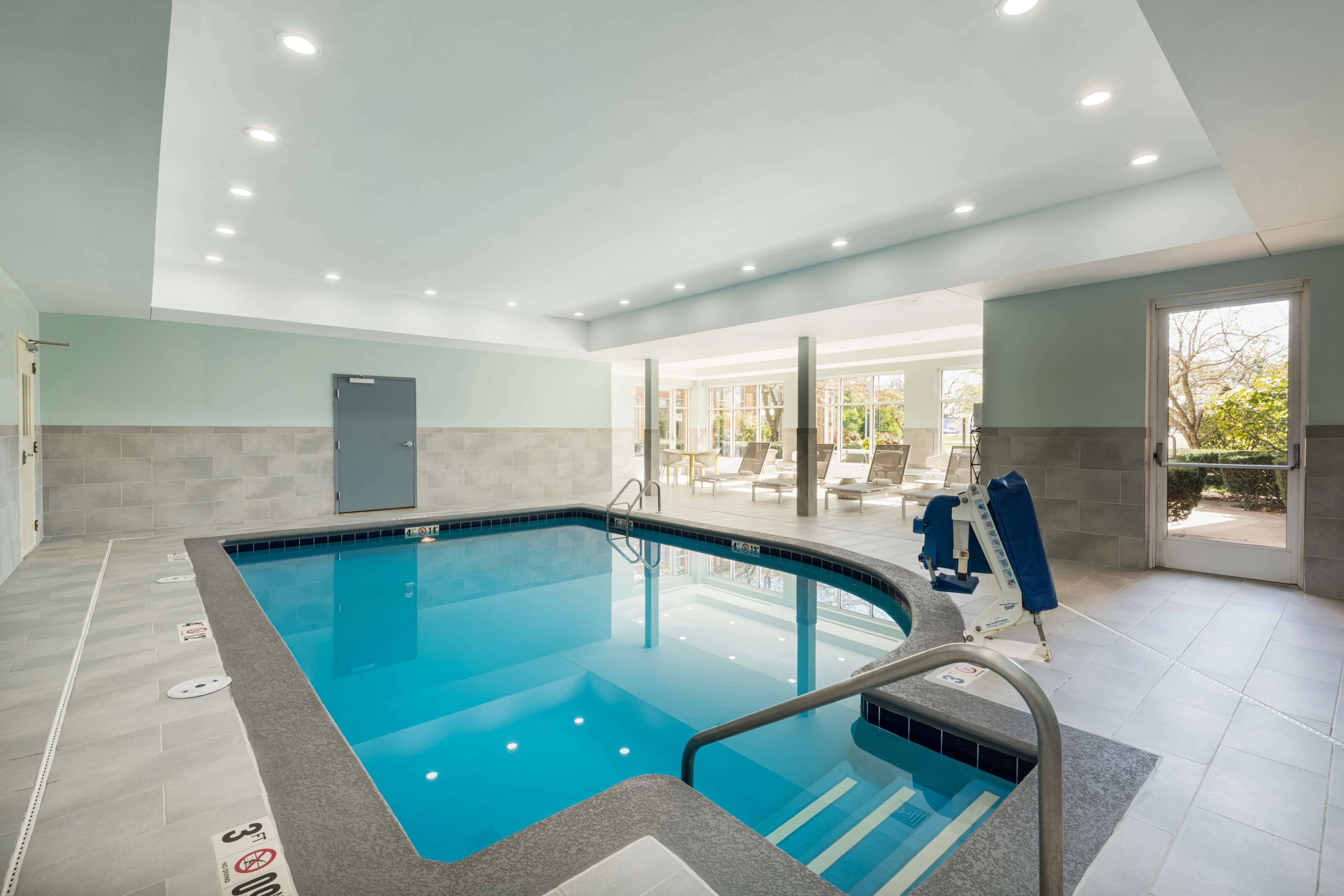 Hilton Garden Inn St. Charles 18/48