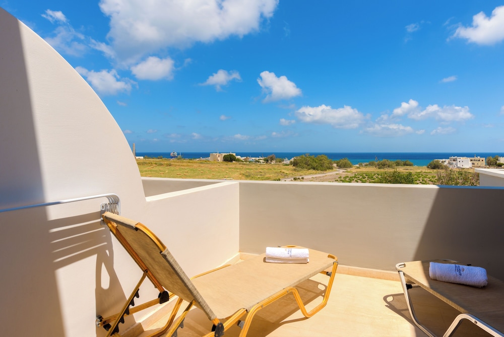 Anamar Santorini Hotel 46/57