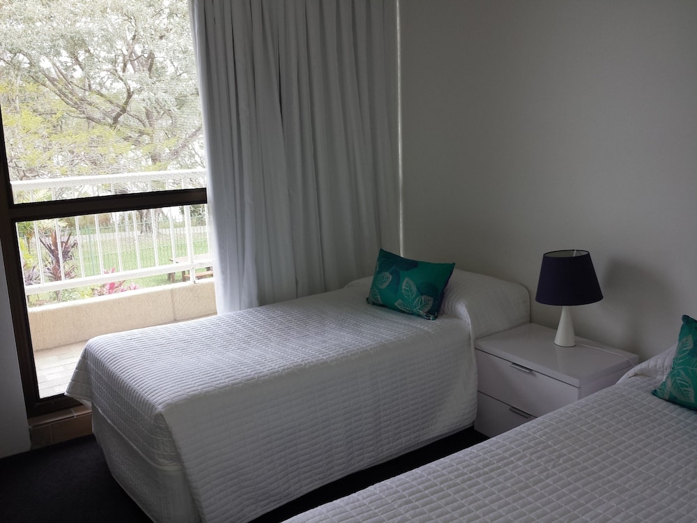 Kirribilli Riverfront Apartments 31/72