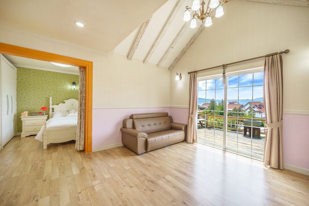Pungcha & Herb Pension 12/50