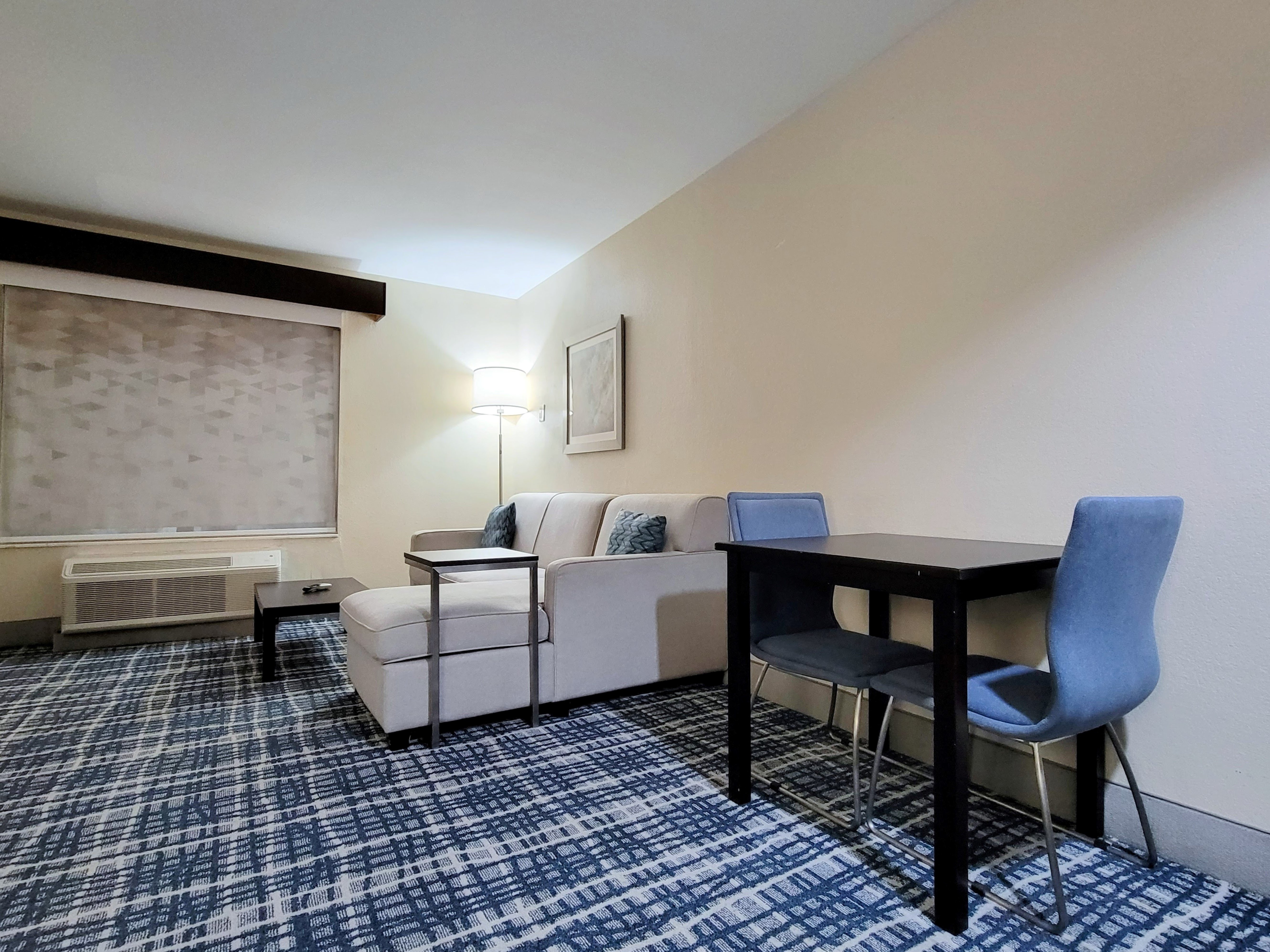 Holliday Inn Belcamp Aberdeen Area Ex Wingate By Wyndham Aberdeen Edgewood 28/46
