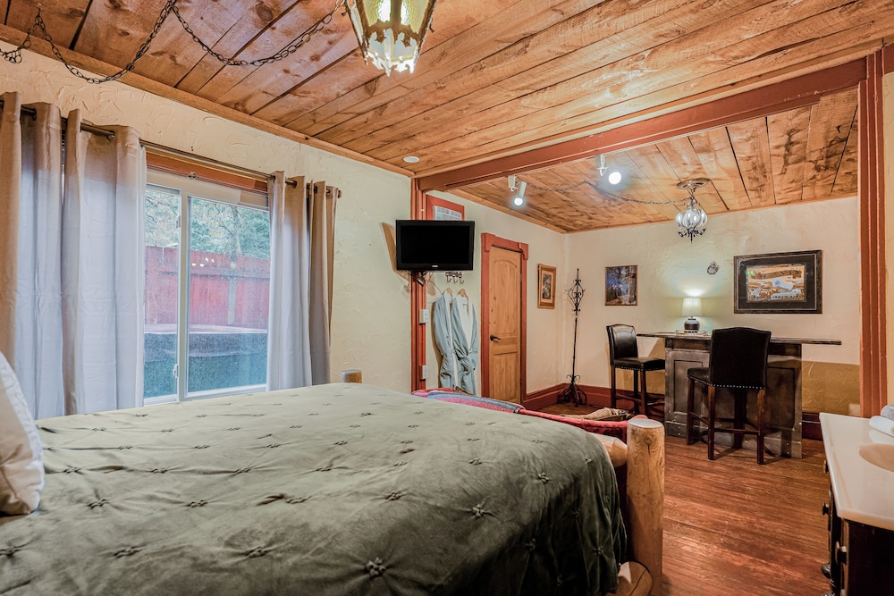 Cliff House Lodge Bed and Breakfast 28/72