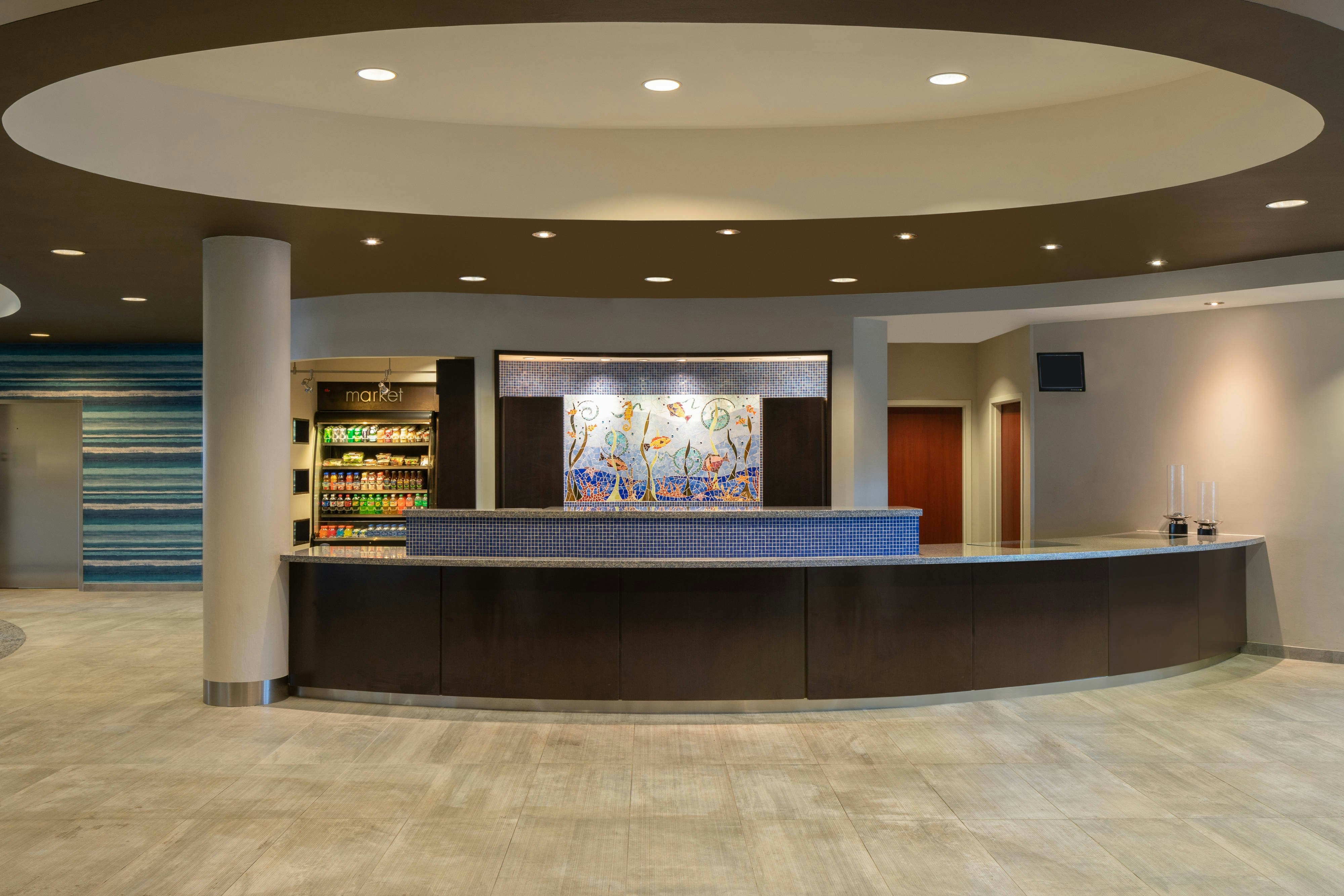 Lobby at Courtyard Fort Lauderdale Airport and Cruise Port, DANIA BEACH - FL