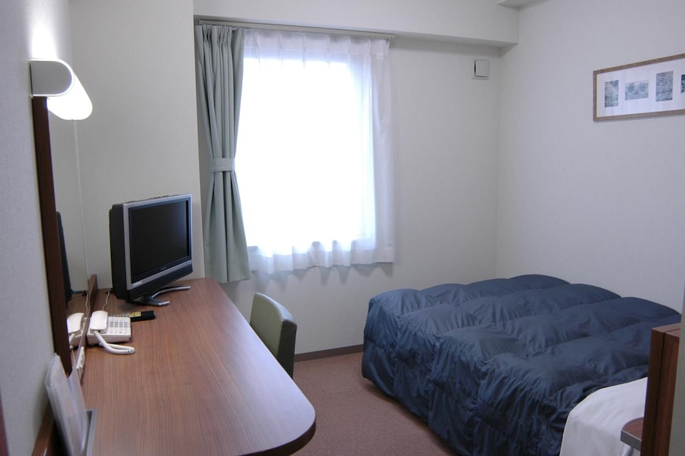 Hotel Econo Tsu Ekimae (ex Hotel Econo Tsu Station) 45/49
