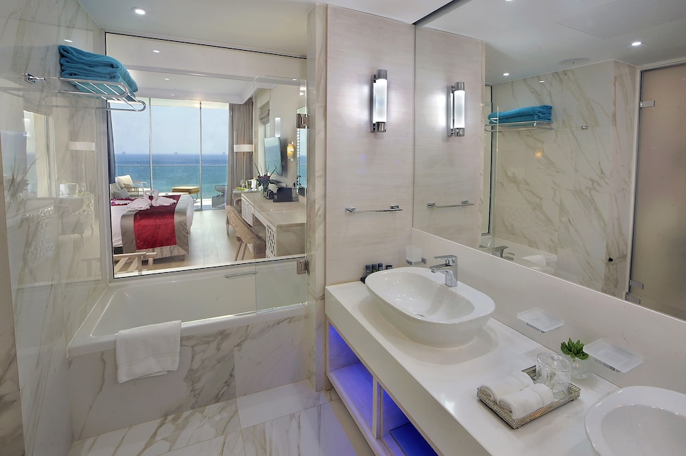 Amavi Hotel - Adults Only 23/72