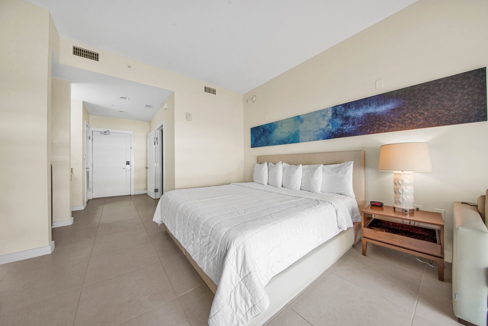 Peninsula Island Resort Spa All Suites 6/66