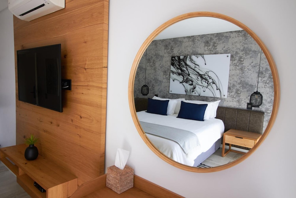 Central Beach Villas 16/28