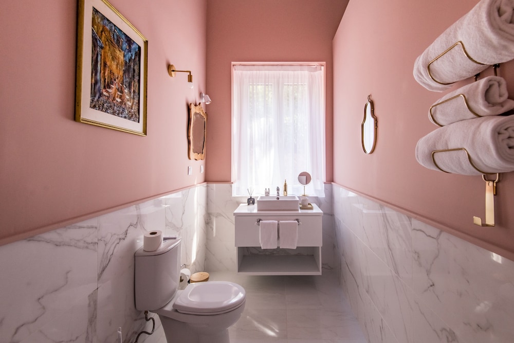 Villa Camelia Boutique House 50/50