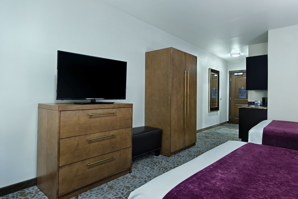 Oxford Suites Sonoma County - Rohnert Park 8/44