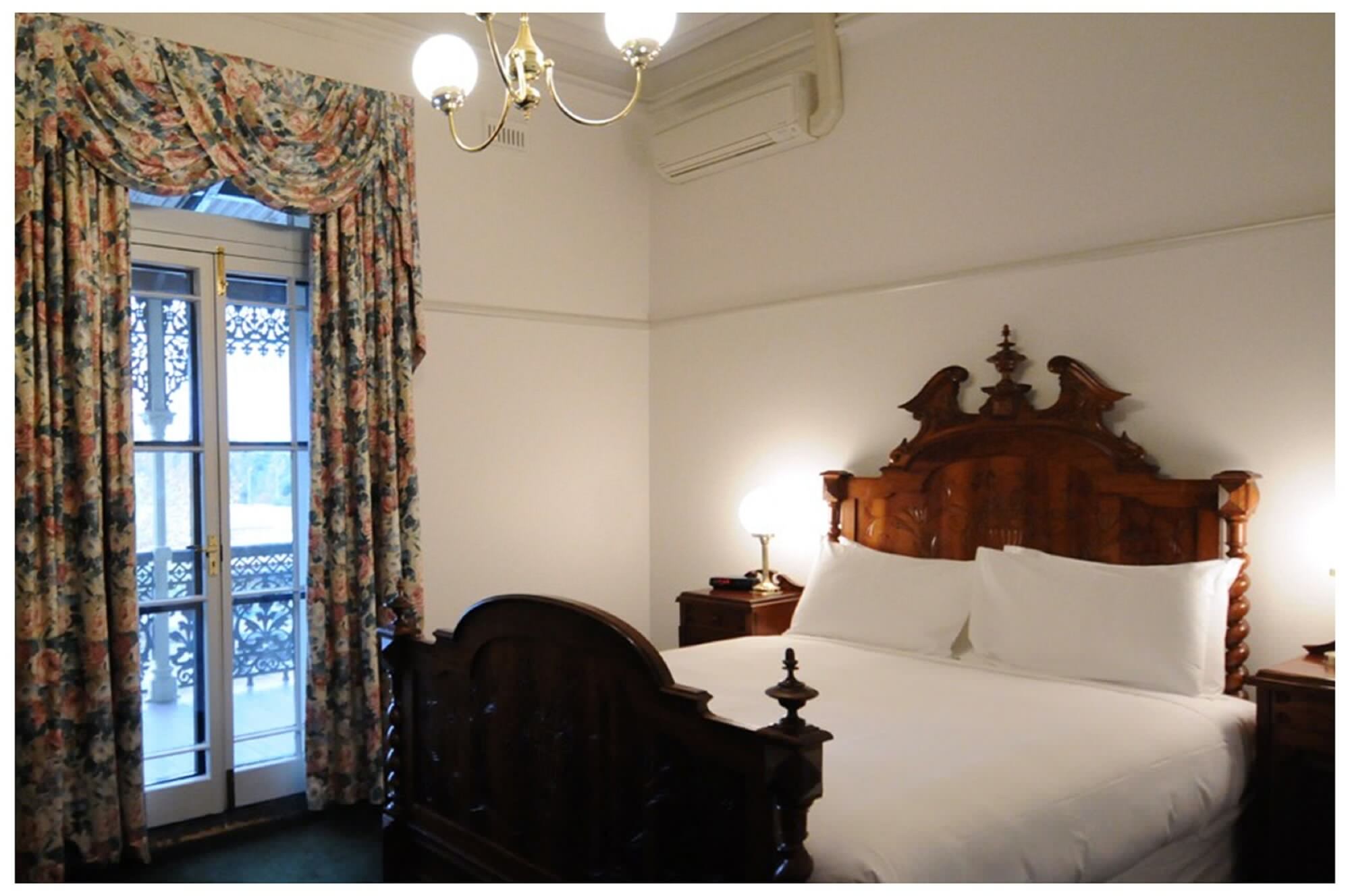 Suite, Queen Bed, Balcony